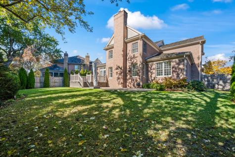 3081 Saratoga Lane Glenview IL 60026