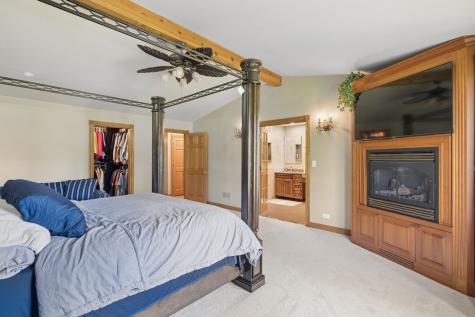 16253 South Regents Road Homer Glen IL 60491