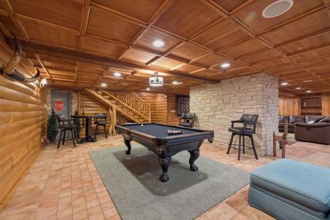 16253 South Regents Road Homer Glen IL 60491