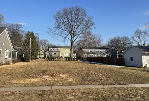 1021 Greenwood Drive Wheaton IL 60189
