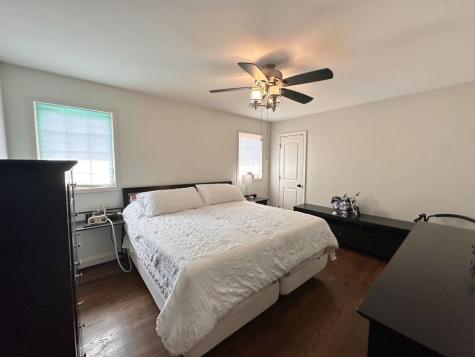 10021 Minnick Avenue Oak Lawn IL 60453