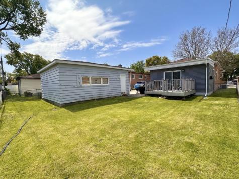 10021 Minnick Avenue Oak Lawn IL 60453
