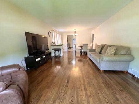 10021 Minnick Avenue Oak Lawn IL 60453