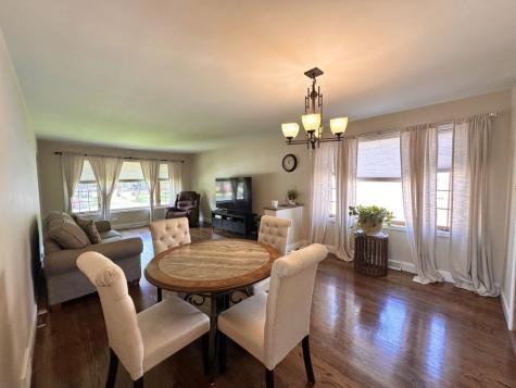 10021 Minnick Avenue Oak Lawn IL 60453