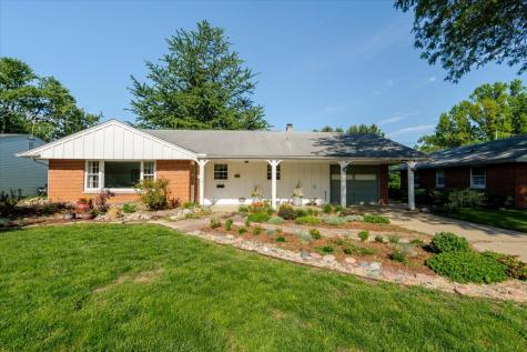 921 Vale Street Bloomington IL 61701