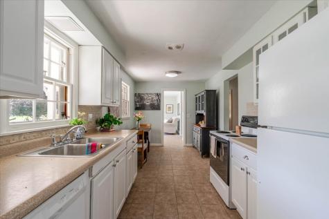 921 Vale Street Bloomington IL 61701