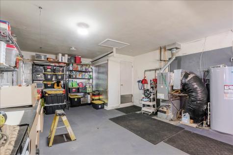 921 Vale Street Bloomington IL 61701