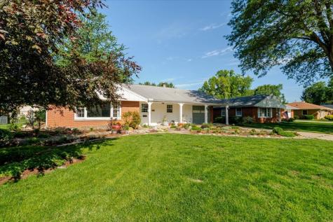 921 Vale Street Bloomington IL 61701