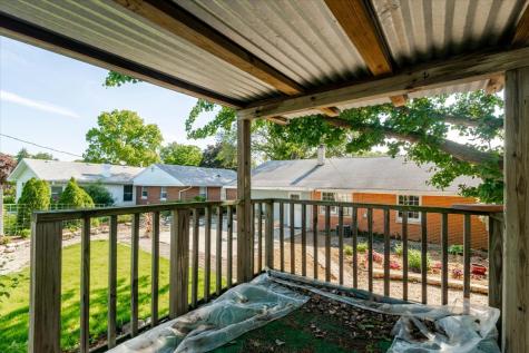 921 Vale Street Bloomington IL 61701