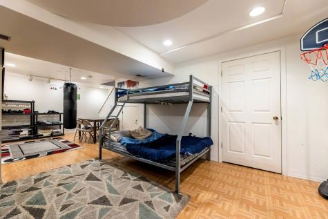 7057 100TH Street Chicago Ridge IL 60415