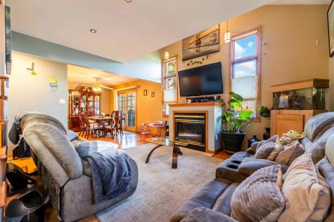 7057 100TH Street Chicago Ridge IL 60415