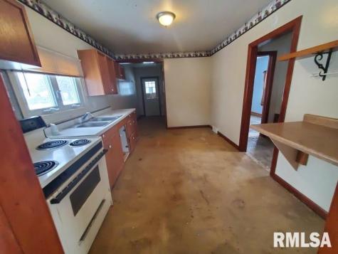 1385 Clark Street Galesburg IL 61401