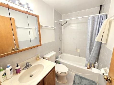 2604 South Emerald Avenue Chicago IL 60616