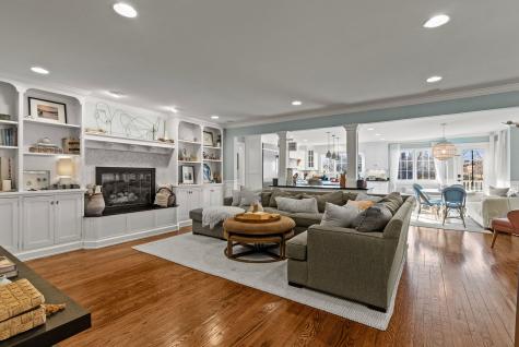 1020 South Grove Avenue Barrington IL 60010