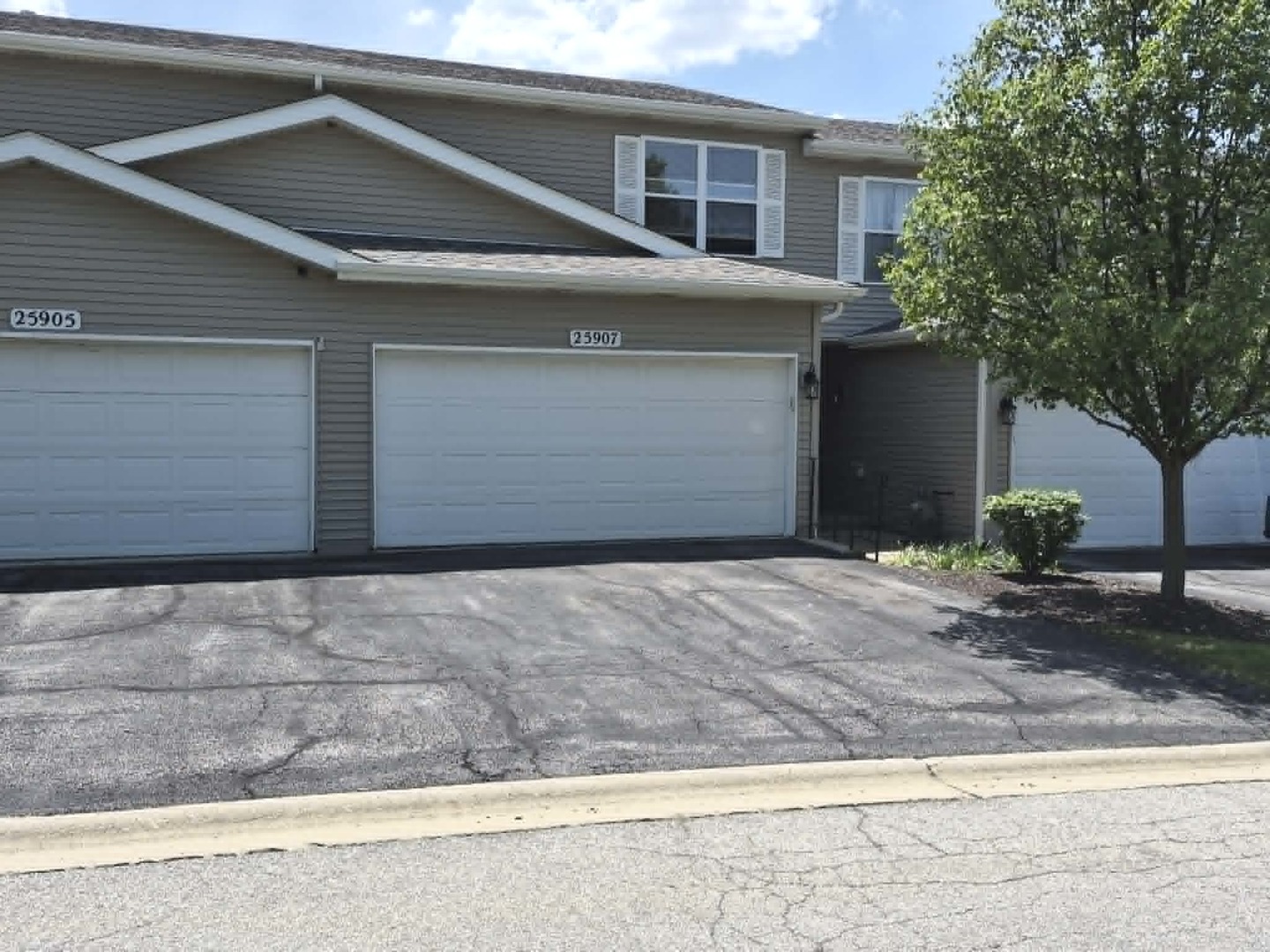 25907 Derby Drive Monee IL 60449