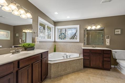 980 Dakota Drive Woodstock IL 60098