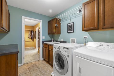 980 Dakota Drive Woodstock IL 60098