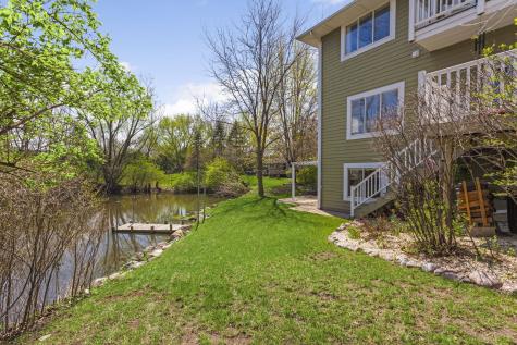 980 Dakota Drive Woodstock IL 60098