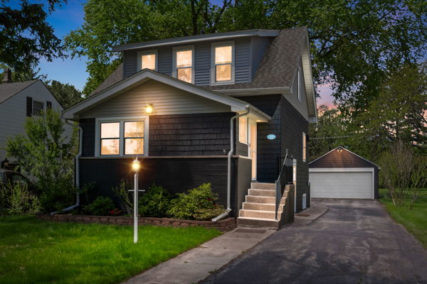 518 South Oakland Avenue Villa Park IL 60181