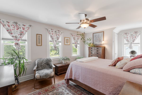 518 South Oakland Avenue Villa Park IL 60181