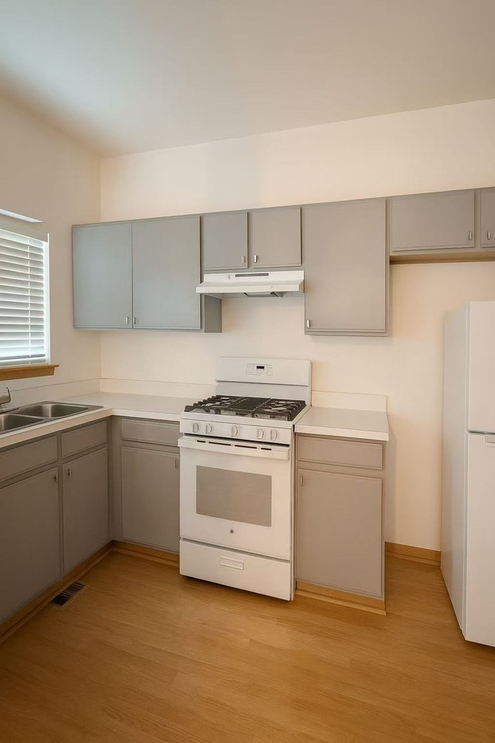 1126 Village Center Parkway Aurora IL 60506