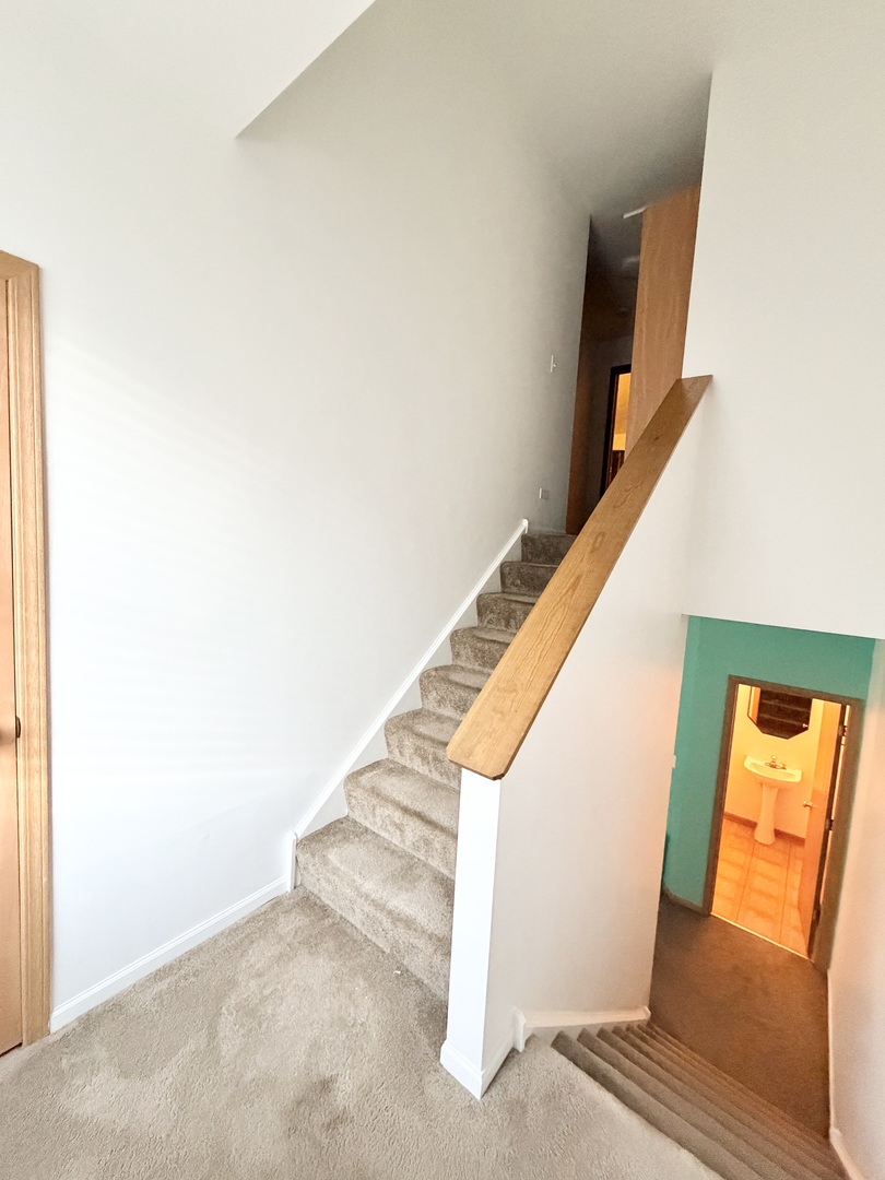 1126 Village Center Parkway Aurora IL 60506