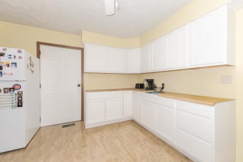 1702 South Plum Street Pontiac IL 61764