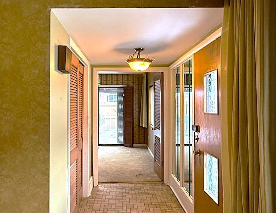 7338 North Winchester Avenue Chicago IL 60626