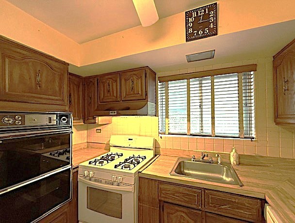 7338 North Winchester Avenue Chicago IL 60626