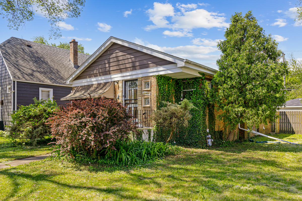 12400 South Lowe Avenue Chicago IL 60628