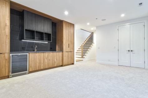 1418 West Warner Avenue Chicago IL 60613