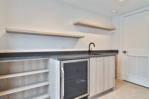 1418 West Warner Avenue Chicago IL 60613