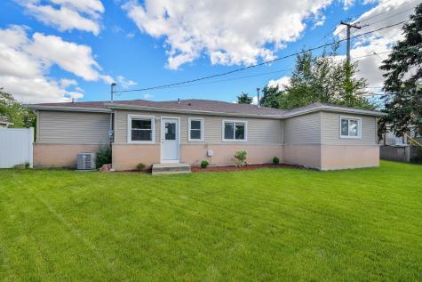 810 Cumberland Street Hoffman Estates IL 60169