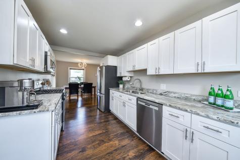 810 Cumberland Street Hoffman Estates IL 60169