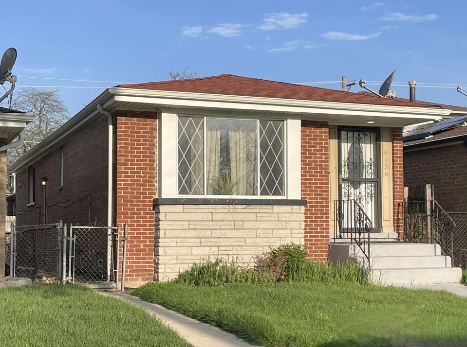 9136 South Eggleston Avenue Chicago IL 60620