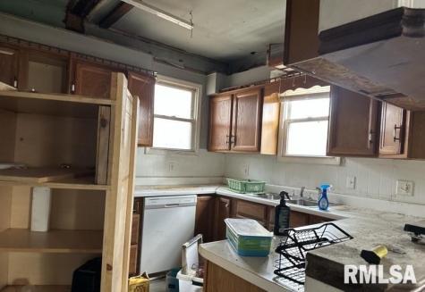 113 Martin Street Benton IL 62812