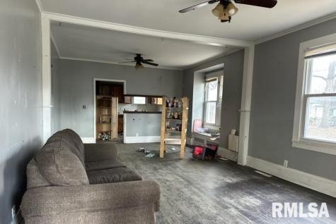 113 Martin Street Benton IL 62812