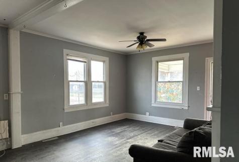 113 Martin Street Benton IL 62812