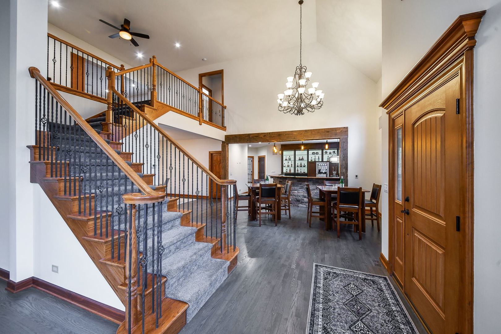 2009 Mackenzie Place Wheaton IL 60187