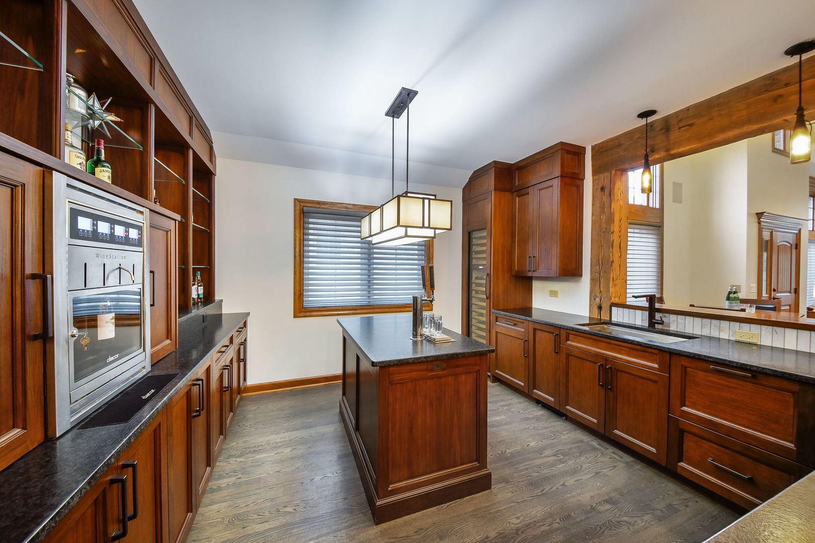 2009 Mackenzie Place Wheaton IL 60187