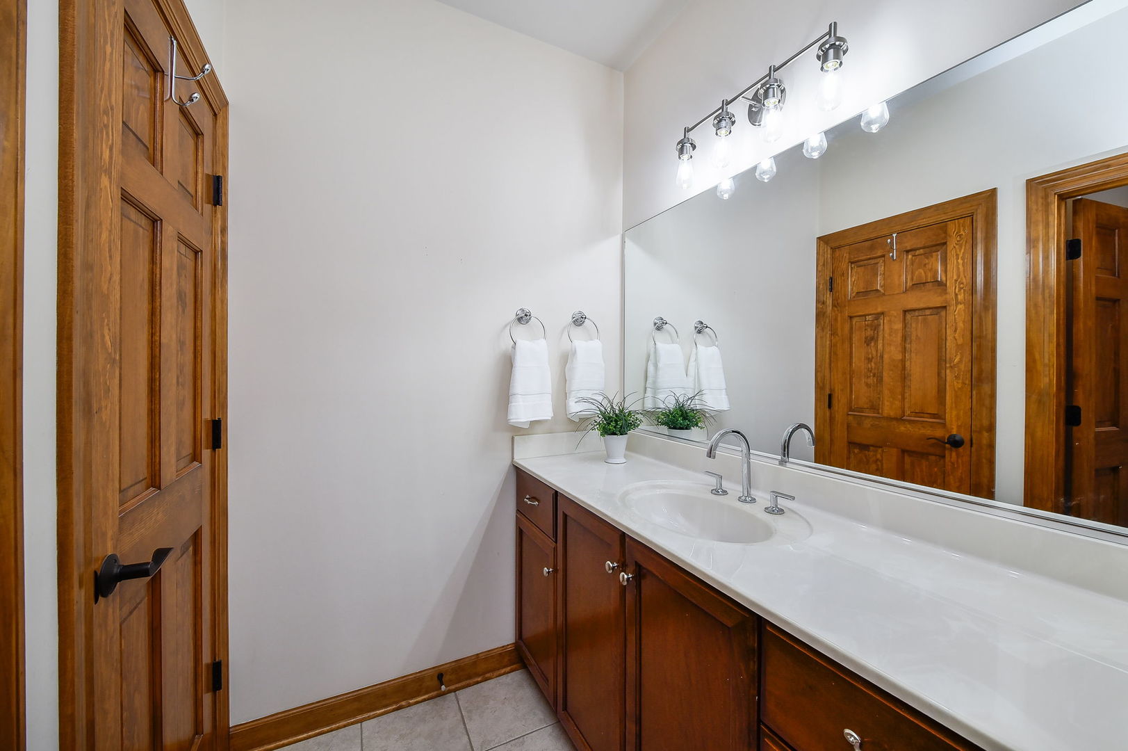 2009 Mackenzie Place Wheaton IL 60187