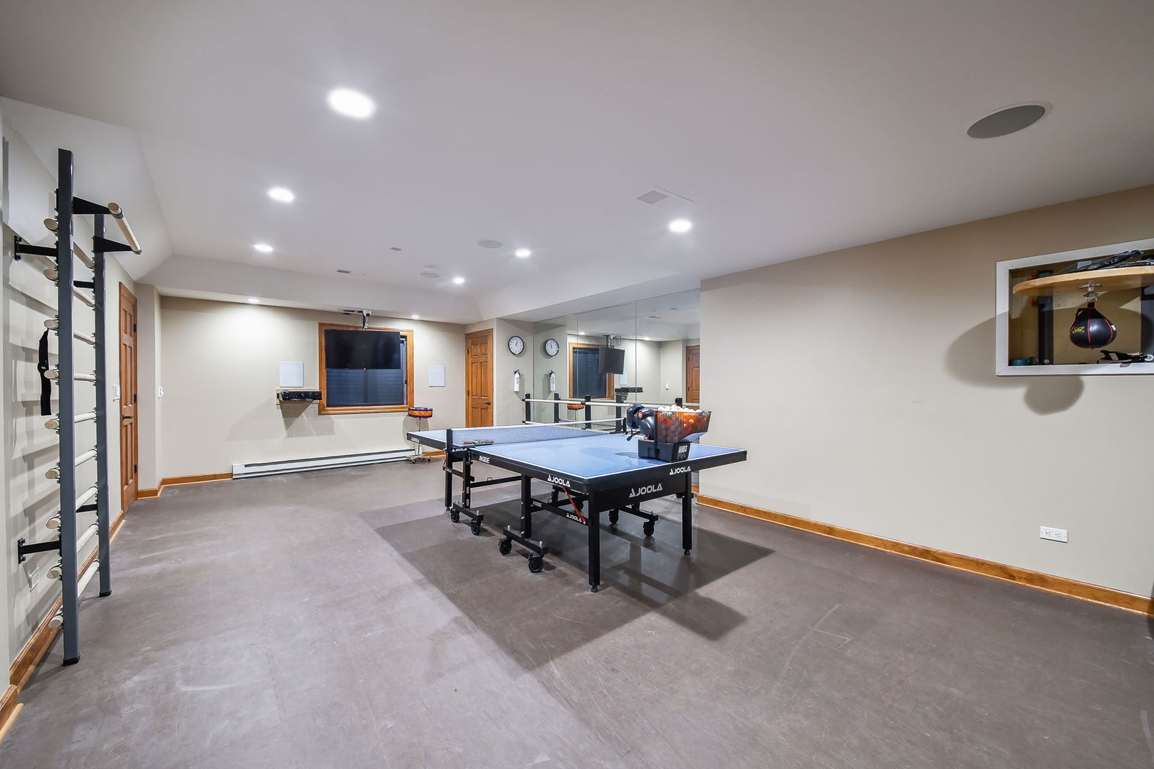2009 Mackenzie Place Wheaton IL 60187