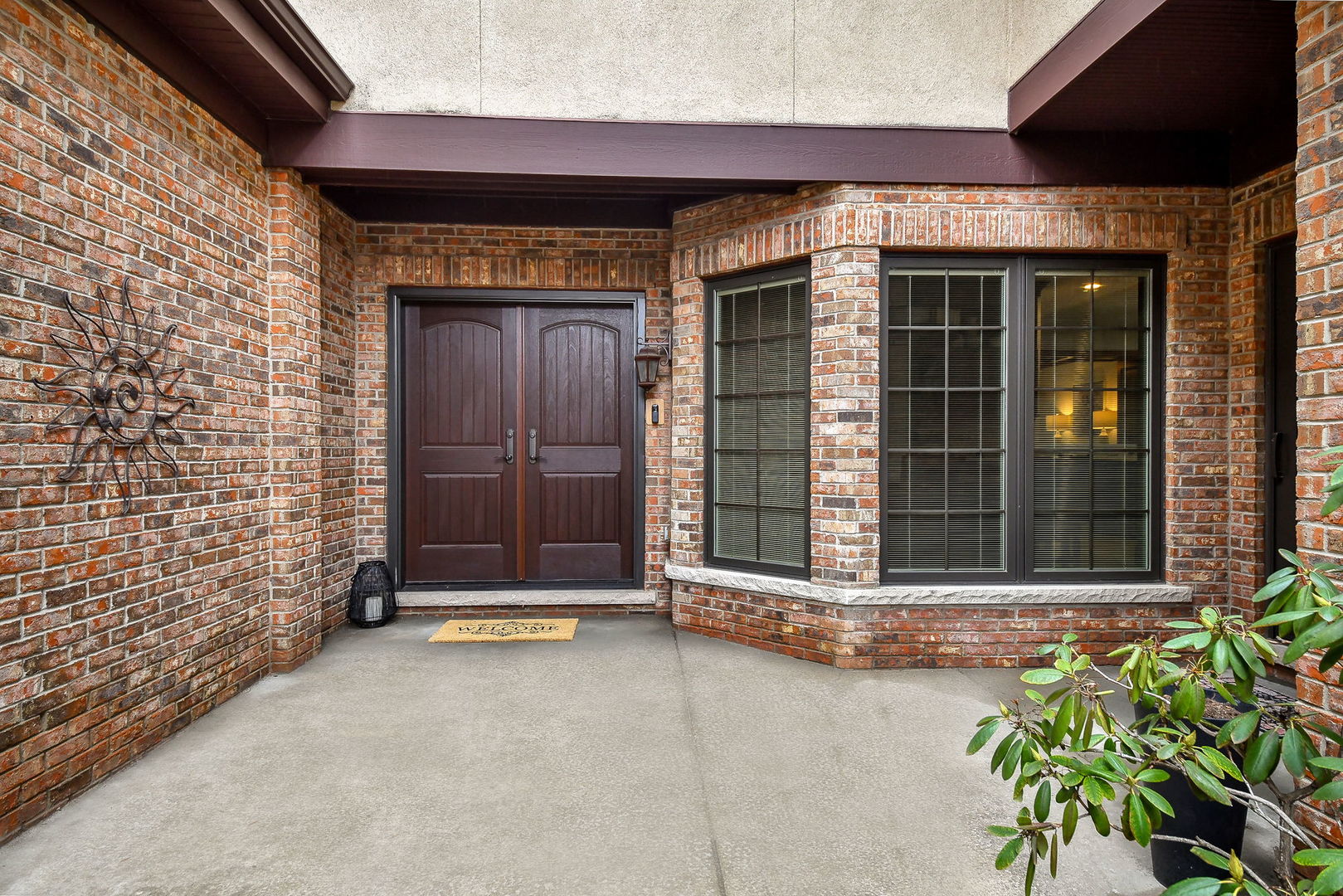 2009 Mackenzie Place Wheaton IL 60187