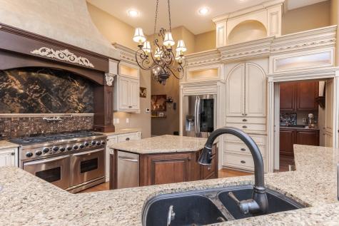 47 Stonebrook Court Bloomington IL 61704