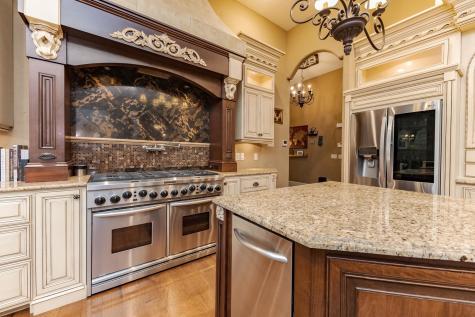 47 Stonebrook Court Bloomington IL 61704