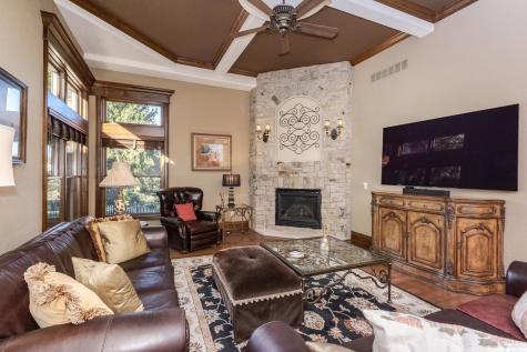 47 Stonebrook Court Bloomington IL 61704