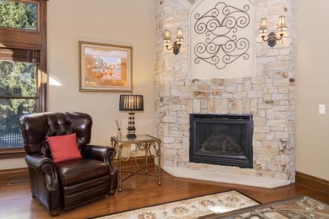 47 Stonebrook Court Bloomington IL 61704