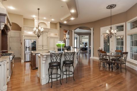 47 Stonebrook Court Bloomington IL 61704