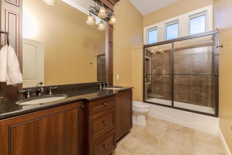 47 Stonebrook Court Bloomington IL 61704