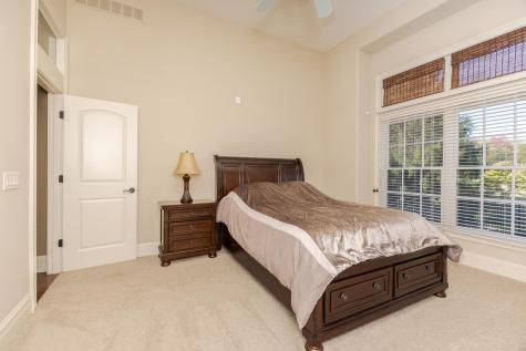 47 Stonebrook Court Bloomington IL 61704